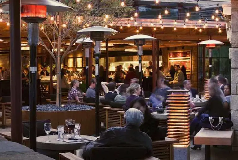 Our List of The Best Waterfront Restaurants in Central Florida