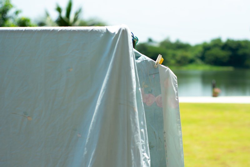 Controlling Humidity in Florida Homes - dry laundry outside